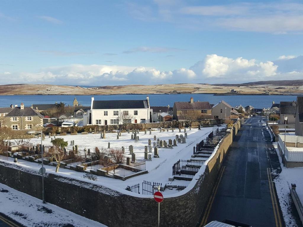 Glen Orchy House Hotel Lerwick Exterior photo