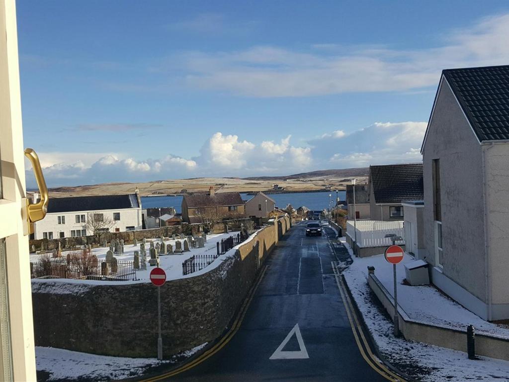 Glen Orchy House Hotel Lerwick Exterior photo