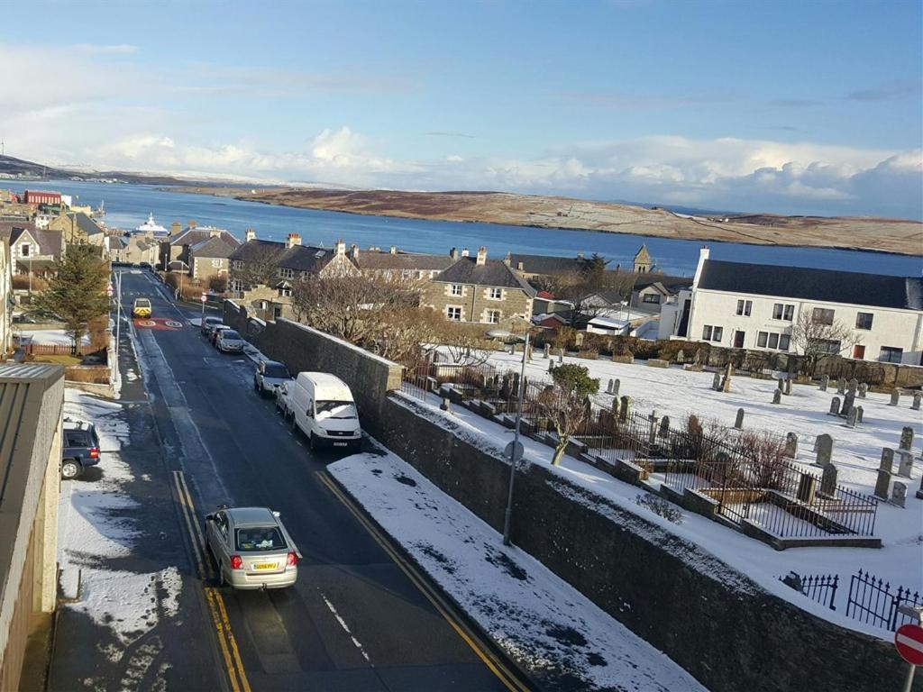 Glen Orchy House Hotel Lerwick Exterior photo